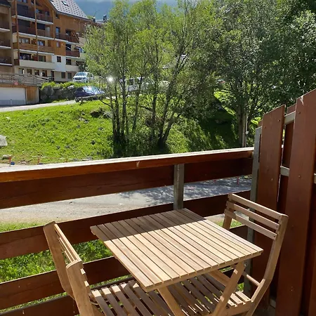 Au Pied Des Pistes Apartment *